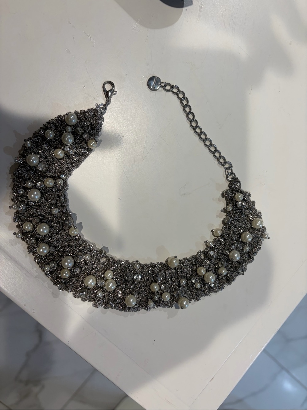 SAACHI Crochet chain necklace with pearls